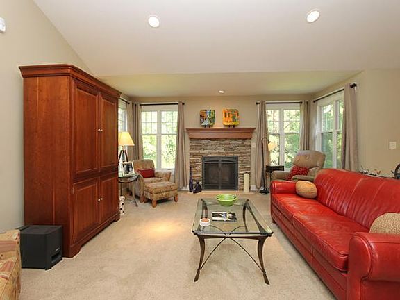 3rd image of 1627 Watermark Dr SE #59