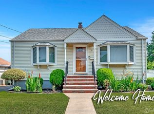 30 Hamilton Ave, Fords, NJ 08863