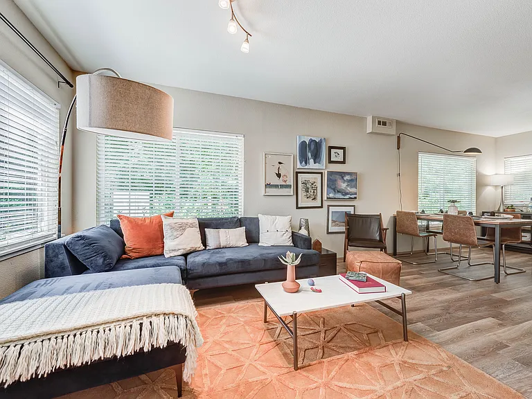 Carrolls Creek Landing Townhomes — Photo 2