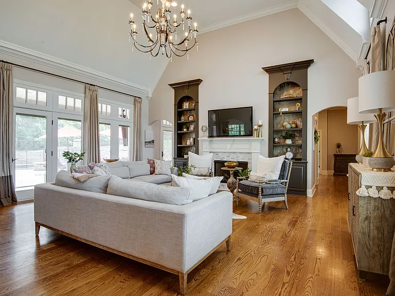 6605 Goshawk Ct — Photo 10