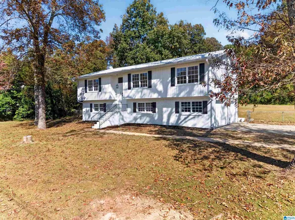 1014 Angel Dr, Jacksonville, AL 36265