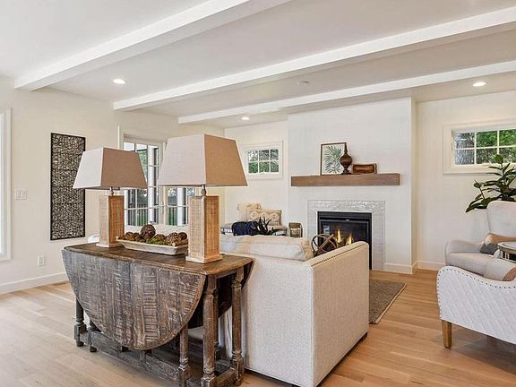 3rd image of 101 Center St