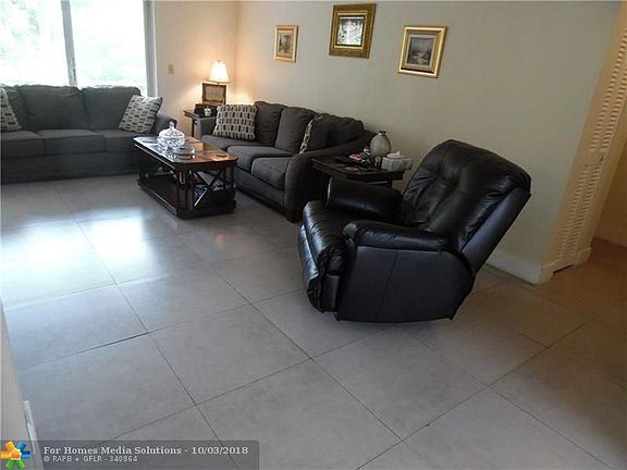 2nd image of 1000 NE 14th Ave APT 402