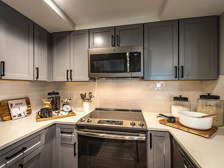 Cambridge Park Apartments — Photo 3