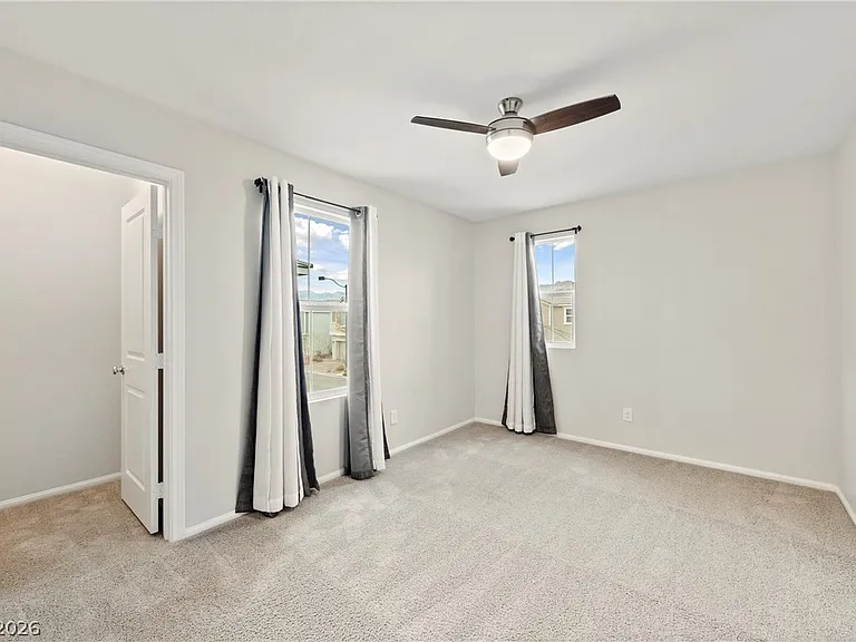 7960 Jaspence St — Photo 28