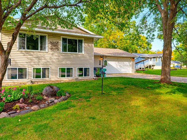 115 E Nelson St, Litchfield, MN 55355