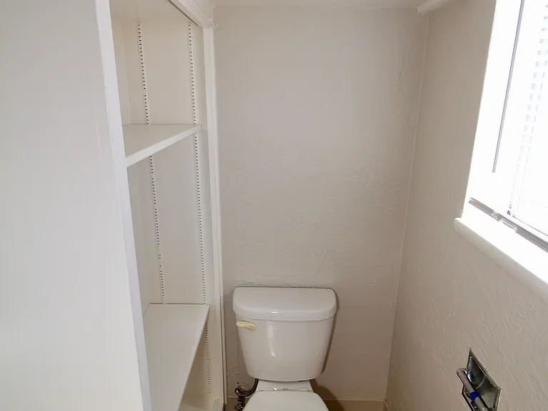 539 Callan Ave #B — Photo 9