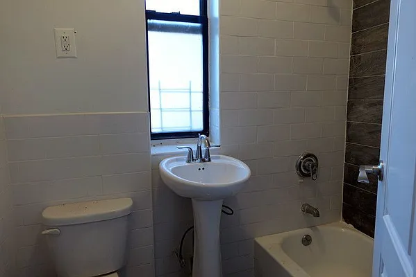 Rented by E and G Realty Group | media 16