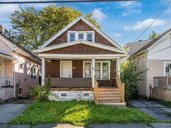 203 Roslyn St, Buffalo, NY 14215