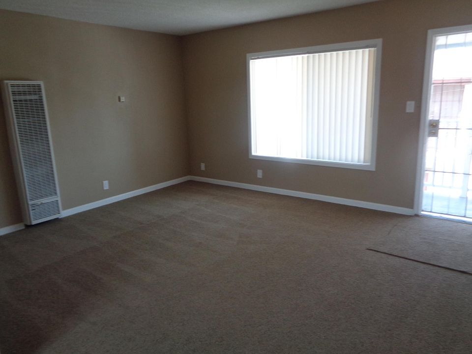 1st image of 1439 W 227th St