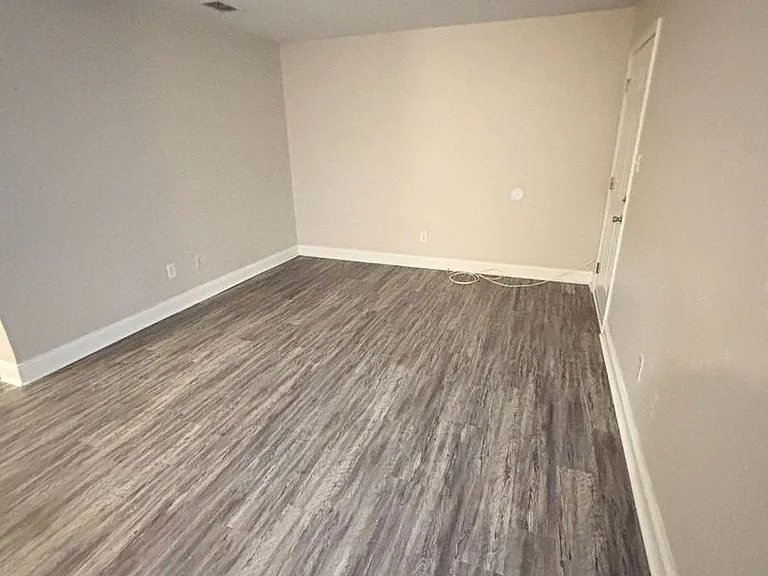 1323 Volusia Street — Photo 3