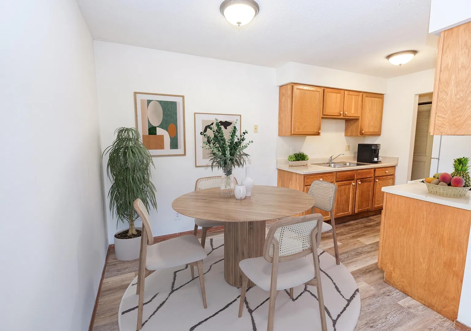 Mansard Apartments — Photo 1