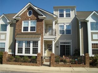 8120 Lee Hall Ave, Suffolk, VA 23435