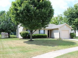 7313 Woodside Dr, Avon, IN 46123