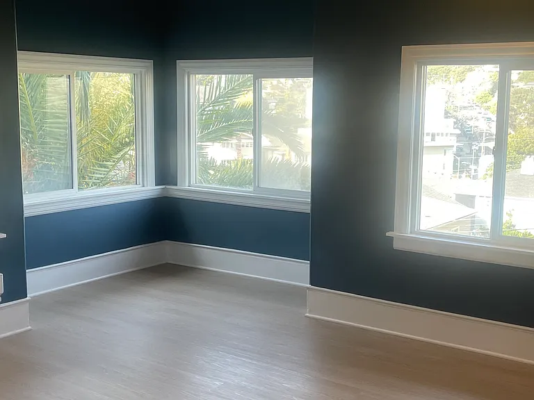 515 E 22nd St #3 — Photo 12