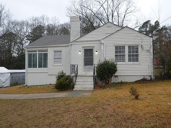 2nd image of 444 Plaza Dr