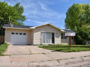 1109 Renshaw St, Laramie, WY 82072