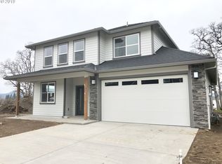2722 Lilly Dr, Hood River, OR 97031