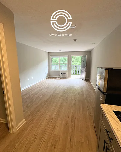 Sky at Cullowhee - Modern Living! - 50 % off First month Photo 1 Sky at Cullowhee - Modern Living! - 50 % off First month Photo 1