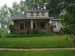 447 23rd St N, Springfield, MI 49037