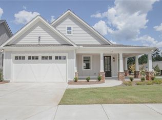 411 Maple View Dr, Carrollton, GA 30117