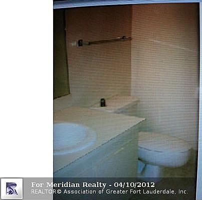 5th image of 9830 Nob Hill Ct #9830