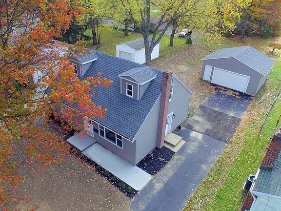 3rd image of 615 Afton Ave