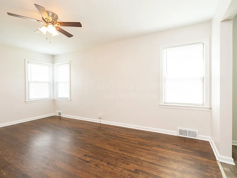 4710 E Mount Vernon St #4710 — Photo 9