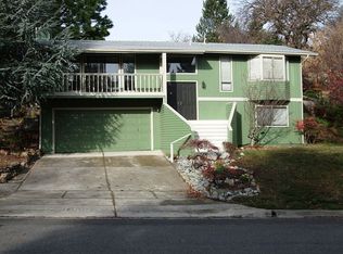 621 Spring Creek Dr, Ashland, OR 97520