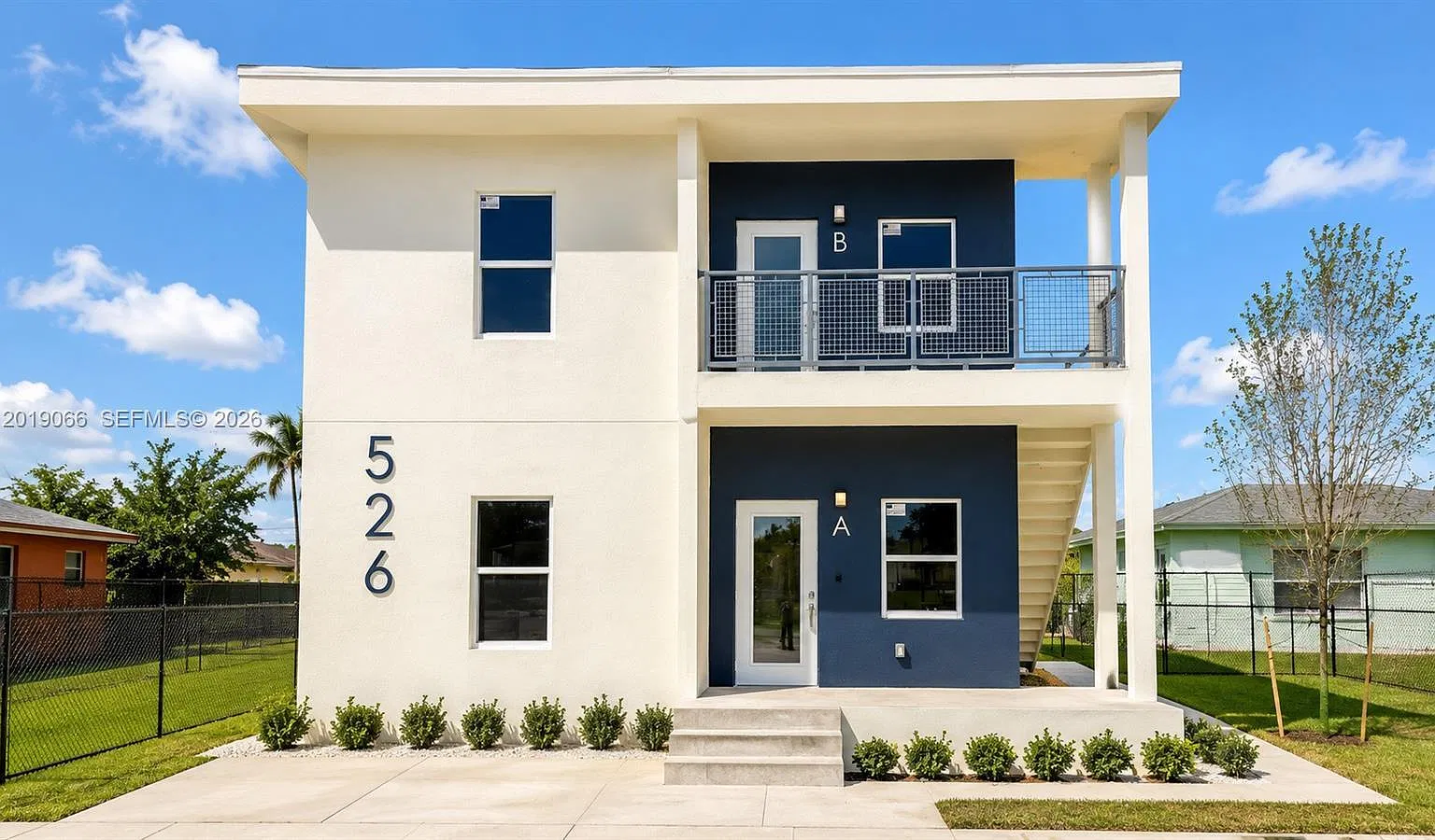 3 bed, 2.0 bath, 2166 sqft, $3,499 — Photo 1
