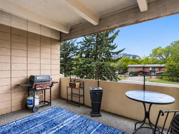 500 Mohawk Dr #202, Boulder, CO 80303
