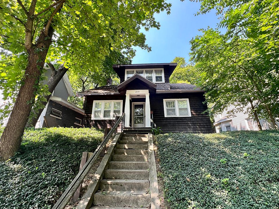 219 Ingleside Ter, Kalamazoo, MI 49006 | Zillow