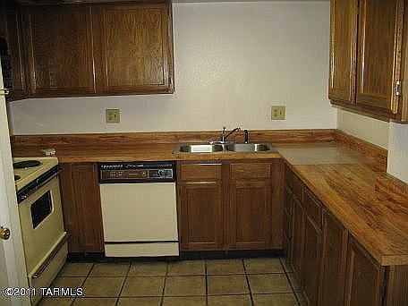 4th image of 3884 N Paseo De Las Canchas