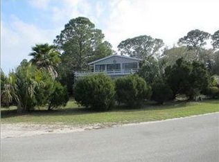 400 W Bay Shore Dr, Saint George Island, FL 32328