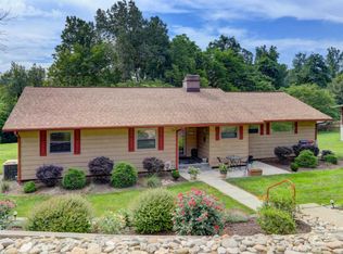 109 Cahill Ln, Oak Ridge, TN 37830