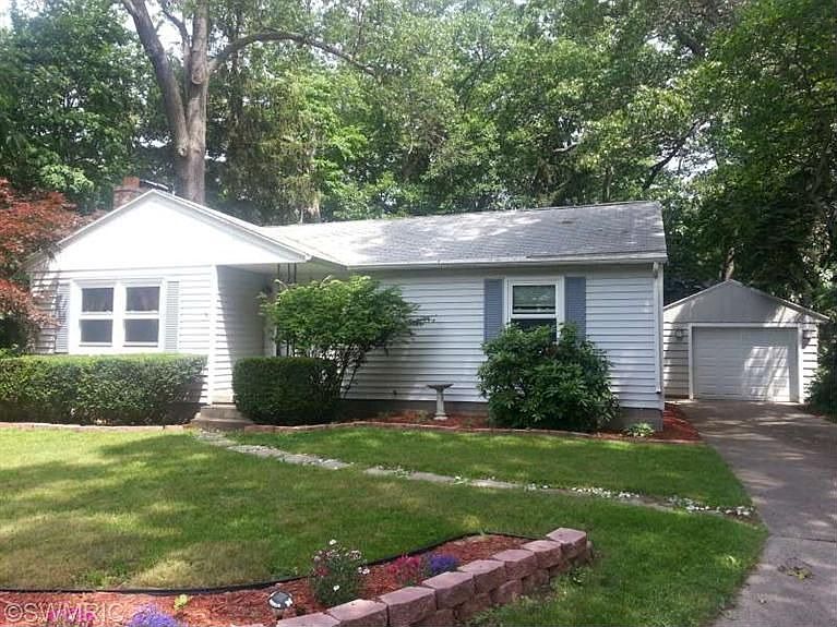 1st image of 1740 Winchester Dr
