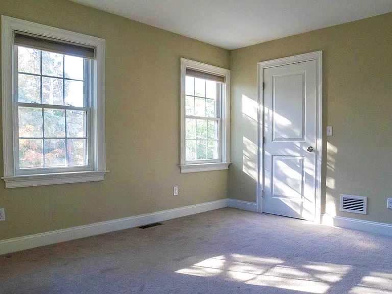 Office/guest bedroom