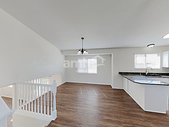 5th image of 3946 W 1450 N