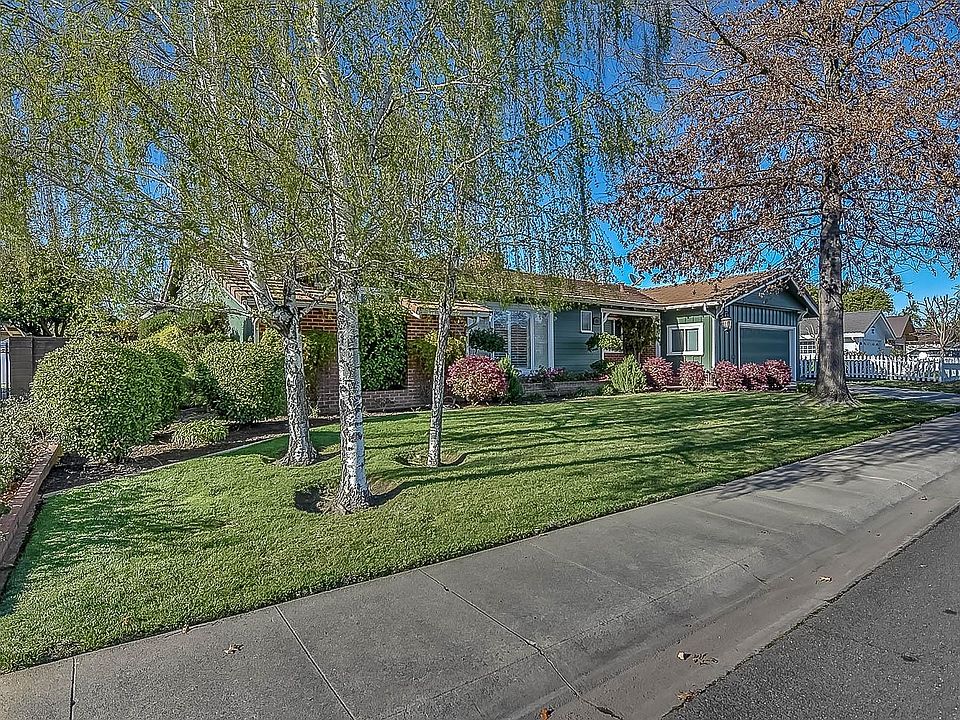 1st image of 1205 W Stanton Way