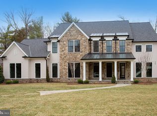 907 Georgetown Ridge Ct, Mc Lean, VA 22102