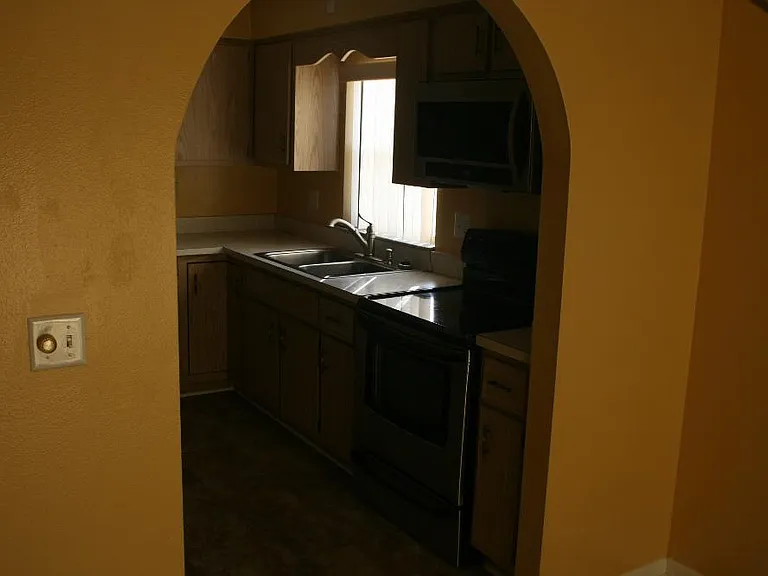 15335 SW 43rd Avenue Rd — Photo 35