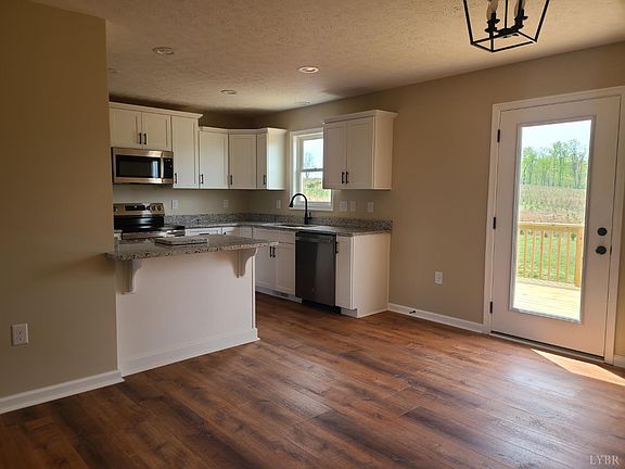 5th image of 1871 Horseshoe Rd