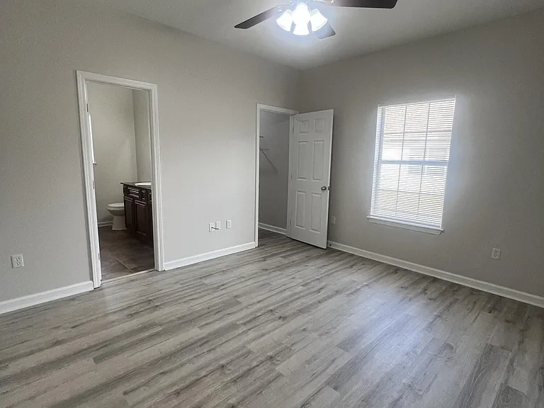 11601 Oaklane Dr — Photo 11