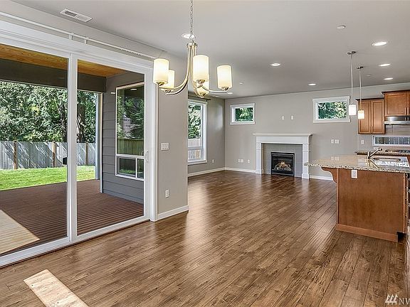 3rd image of 16017 74th Ave NE