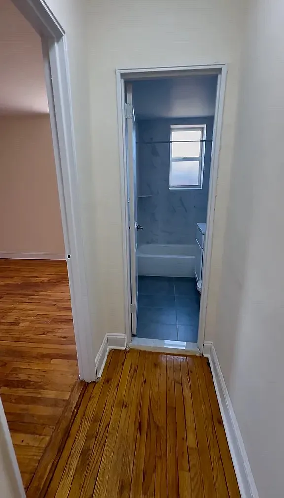 2 bed, 900 sqft, $2,645 — Photo 1
