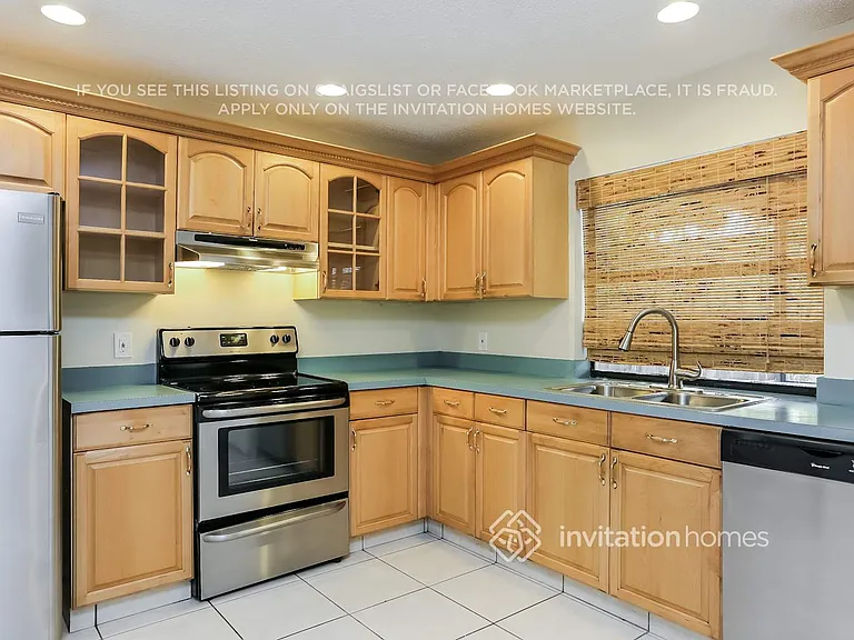 4915 SW 12th St — Photo 9