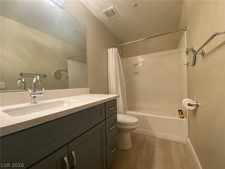 79 Agate Ave #207 — Photo 14