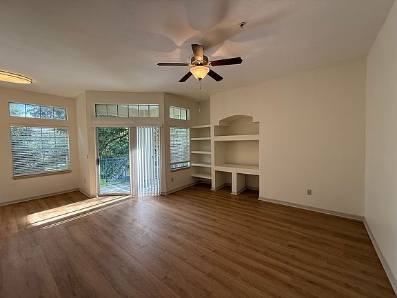 3rd image of 7380 Westpointe Blvd