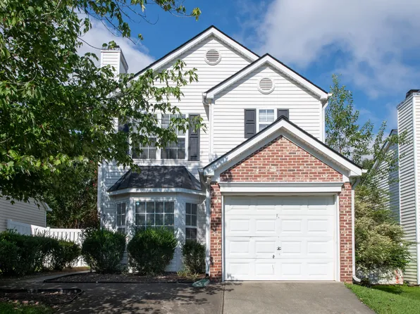 9039 Shallcross Way, Raleigh, NC 27617
