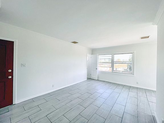 2nd image of 3401 W 84th Pl #3402